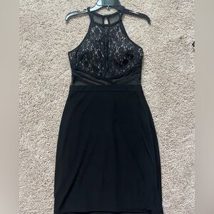 Morgan & Co. Elegant Black Lace Backless Dress